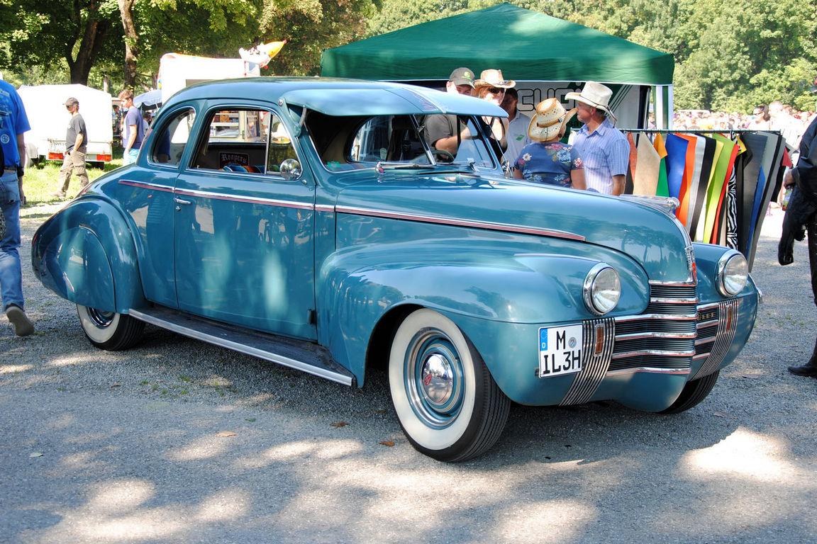 1940-Oldsmobile-60ser