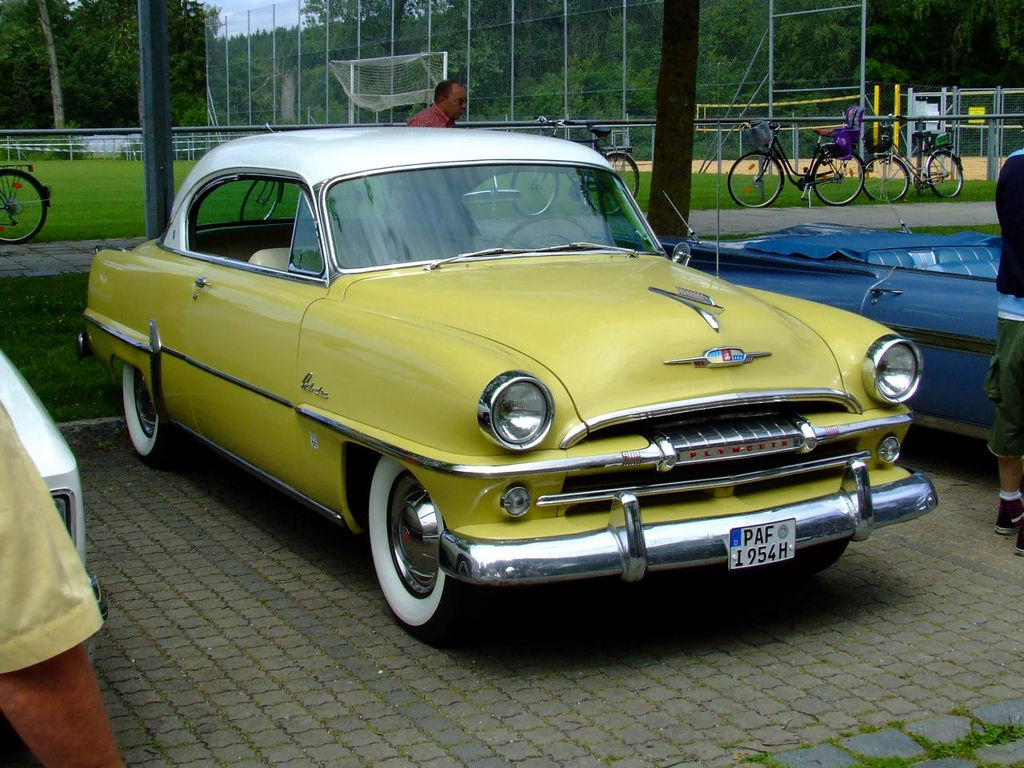 1954-Plymouth-Belvedere