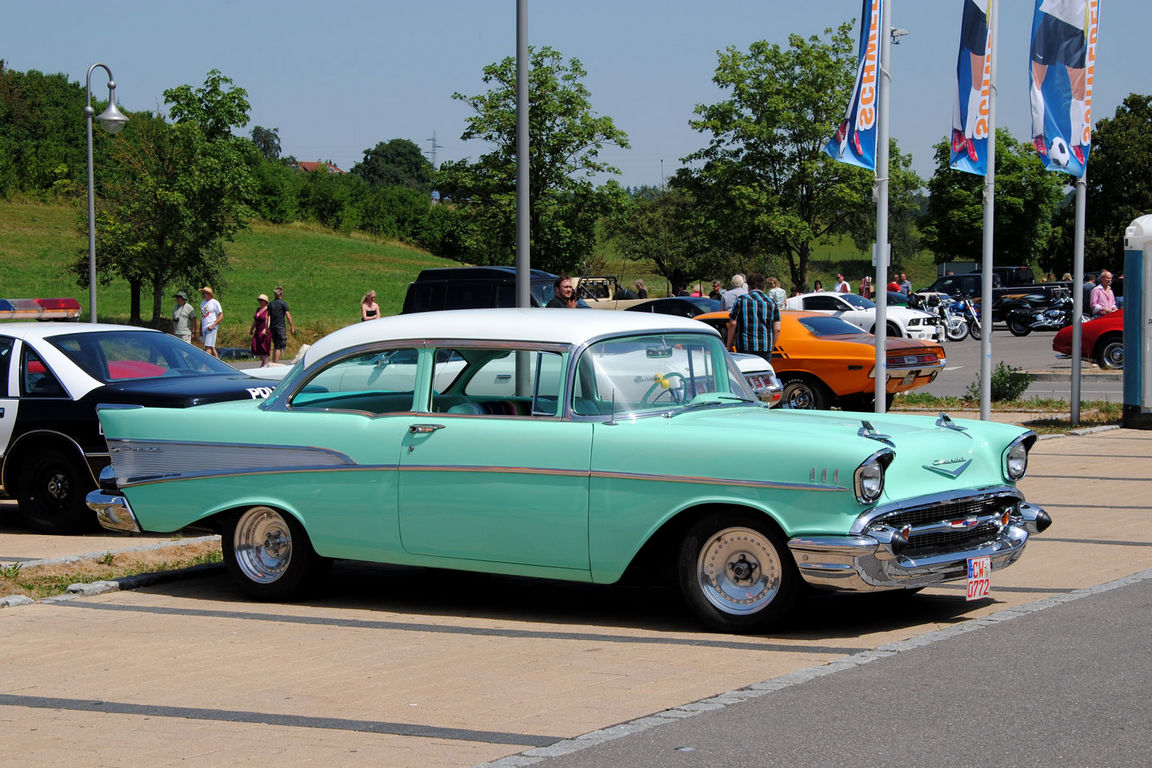 1957-Chevrolet-210-2d-Sedan